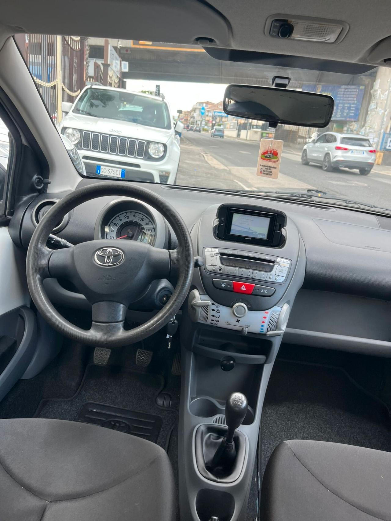 Toyota Aygo 1.0 12V VVT-i 5 porte Now Connect