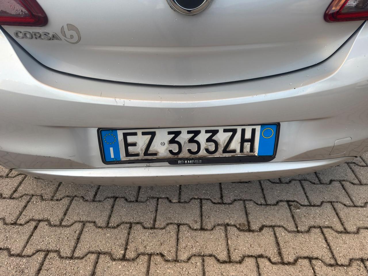 Opel Corsa 1.2 5 porte b-Color