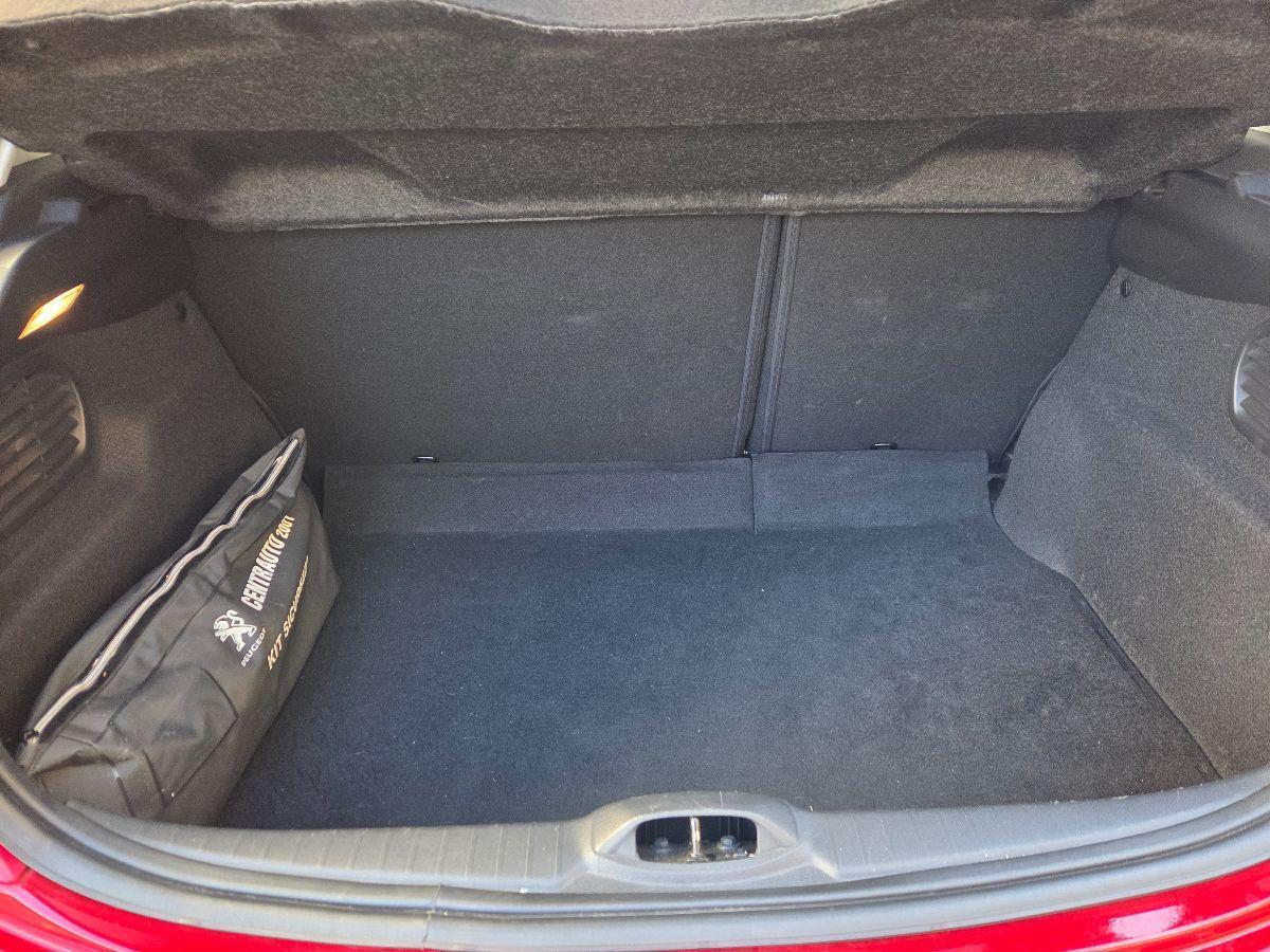 PEUGEOT - 208 - 1.4 HDi 68 CV 3p. Active