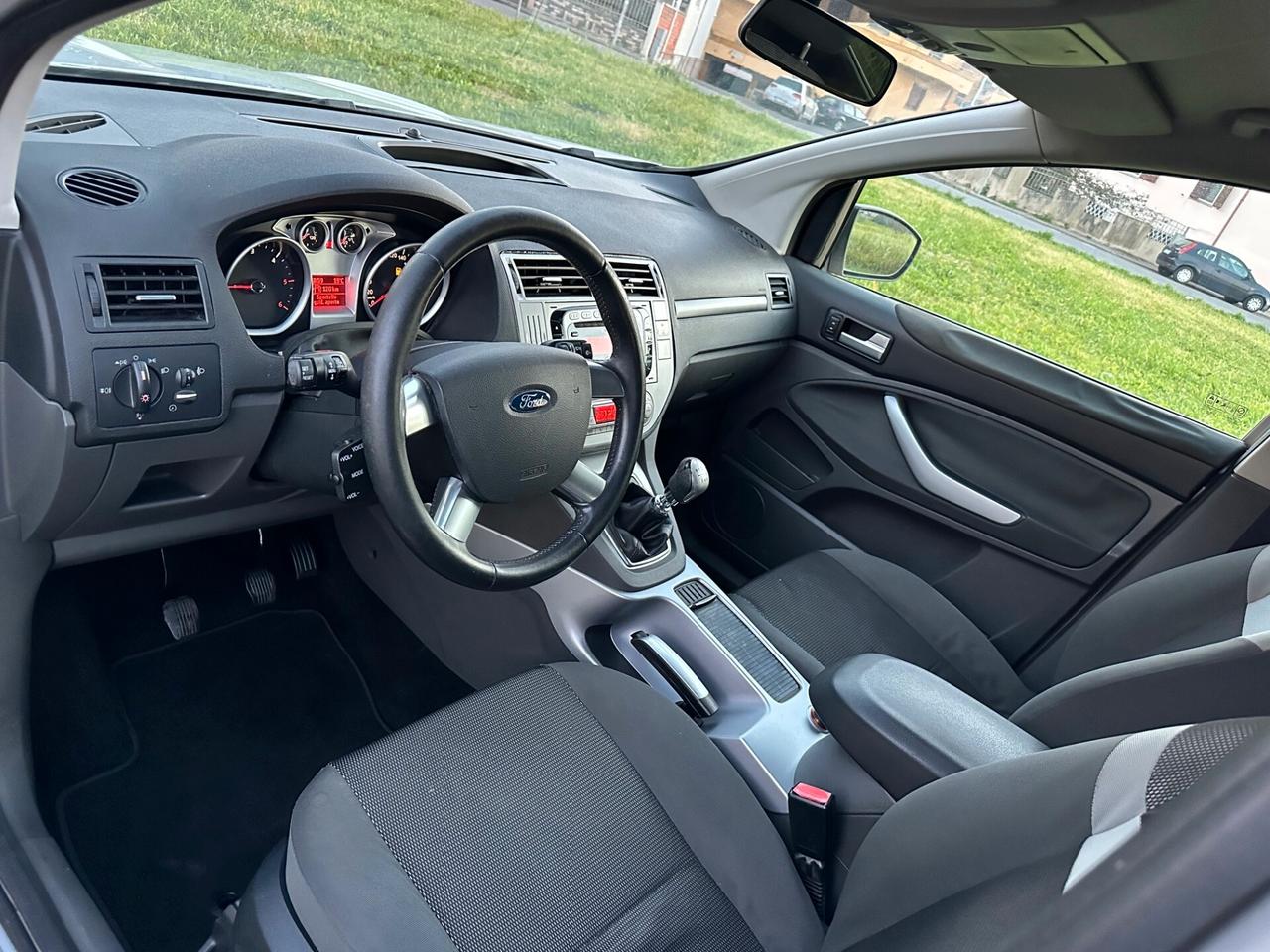 Ford Kuga 2.0 TDCi 136 CV Trend