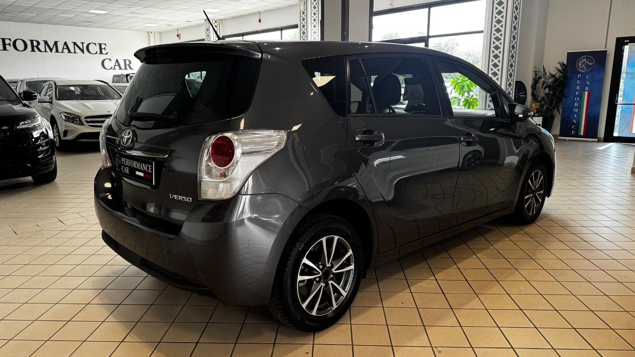 Toyota Verso 1.6 D-4D Style 7 posti
