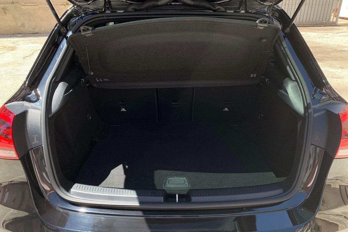 MERCEDES A 200 d Automatic Premium