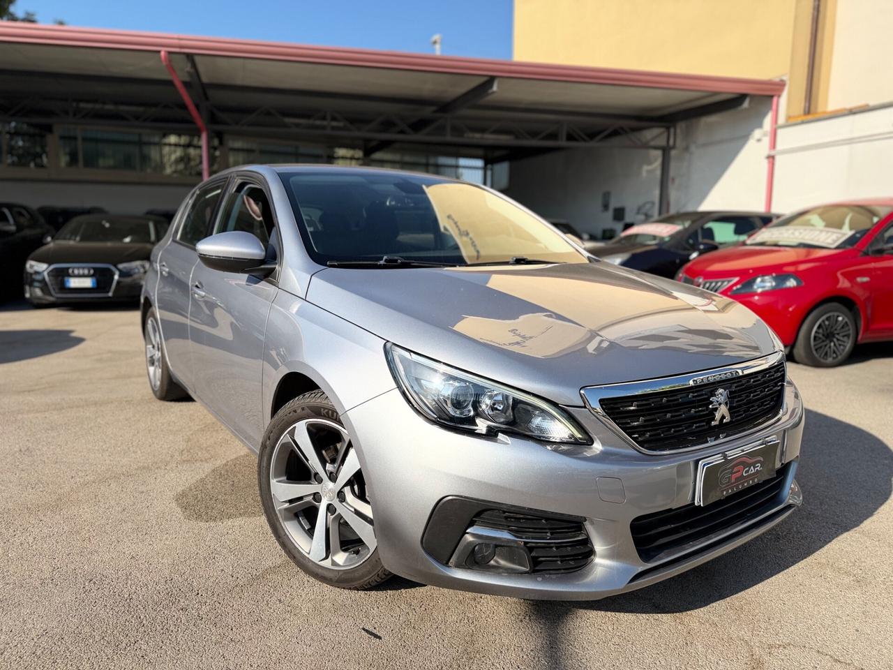 Peugeot 308 1.6 HDI 100 CV ALLURE