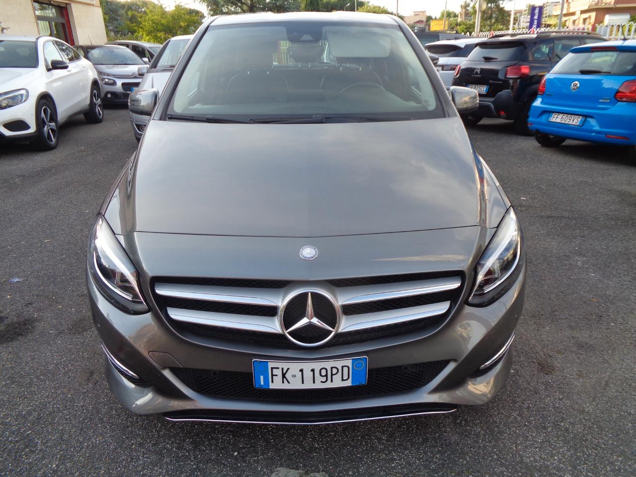 Mercedes-benz B 180 B 180 d Automatic Premium