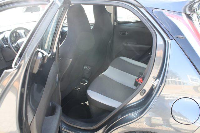 TOYOTA Aygo 1.0 VVT-i 69 CV 5 porte x-play TSS