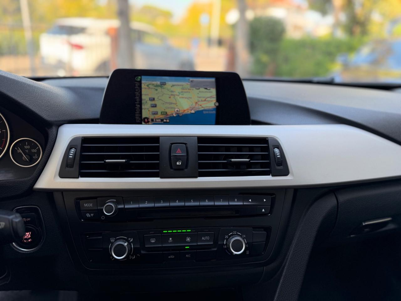 Bmw 320d Touring Business Advantage automatica