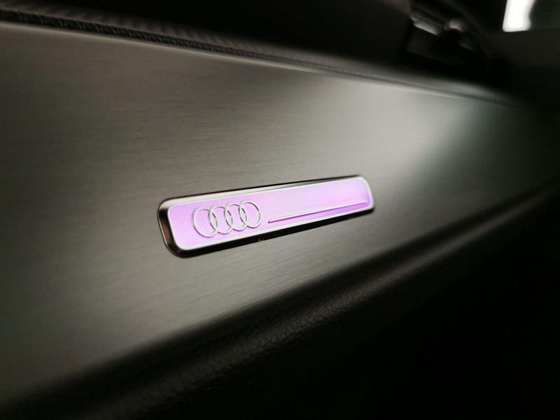 Audi Q3 45 2.0 tfsi Identity Black quattro 245cv s-tronic