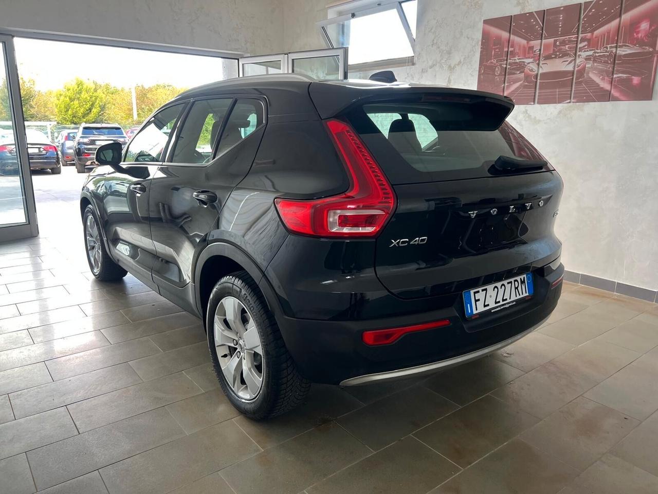 Volvo XC40 D4 AWD Geartronic R-design