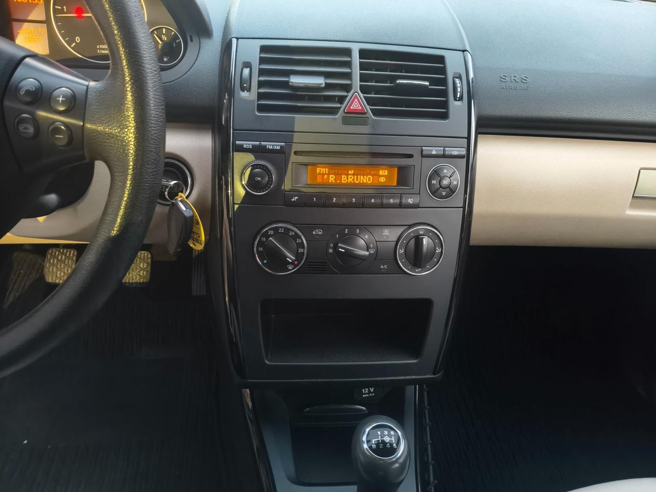 Mercedes-benz A 180 CDI Executive 2011