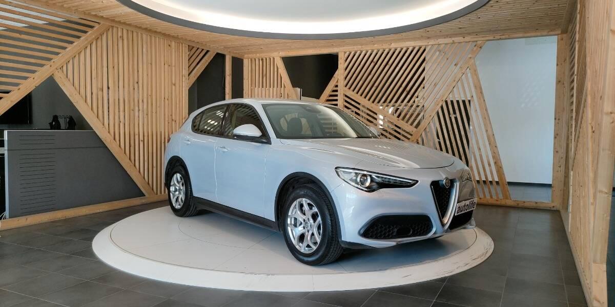 Alfa Romeo Stelvio 2.2 t Business Q4 190cv auto