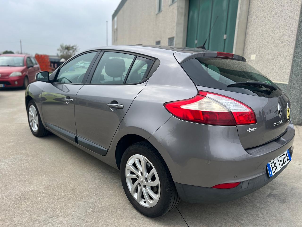 Renault Megane Mégane 1.5 d per NEOP - Garanzia 12 Mesi
