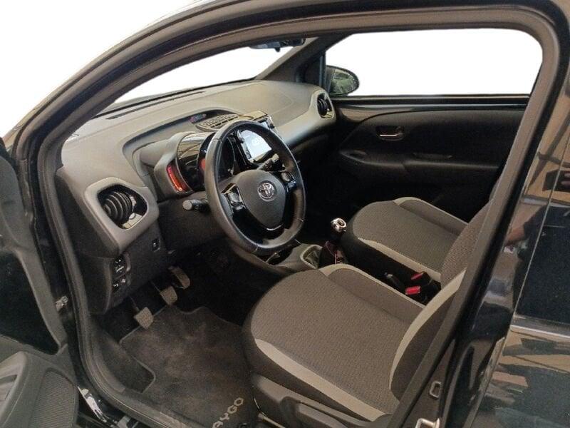 Toyota Aygo Connect 1.0 VVT-i 72 CV 5 porte x-you