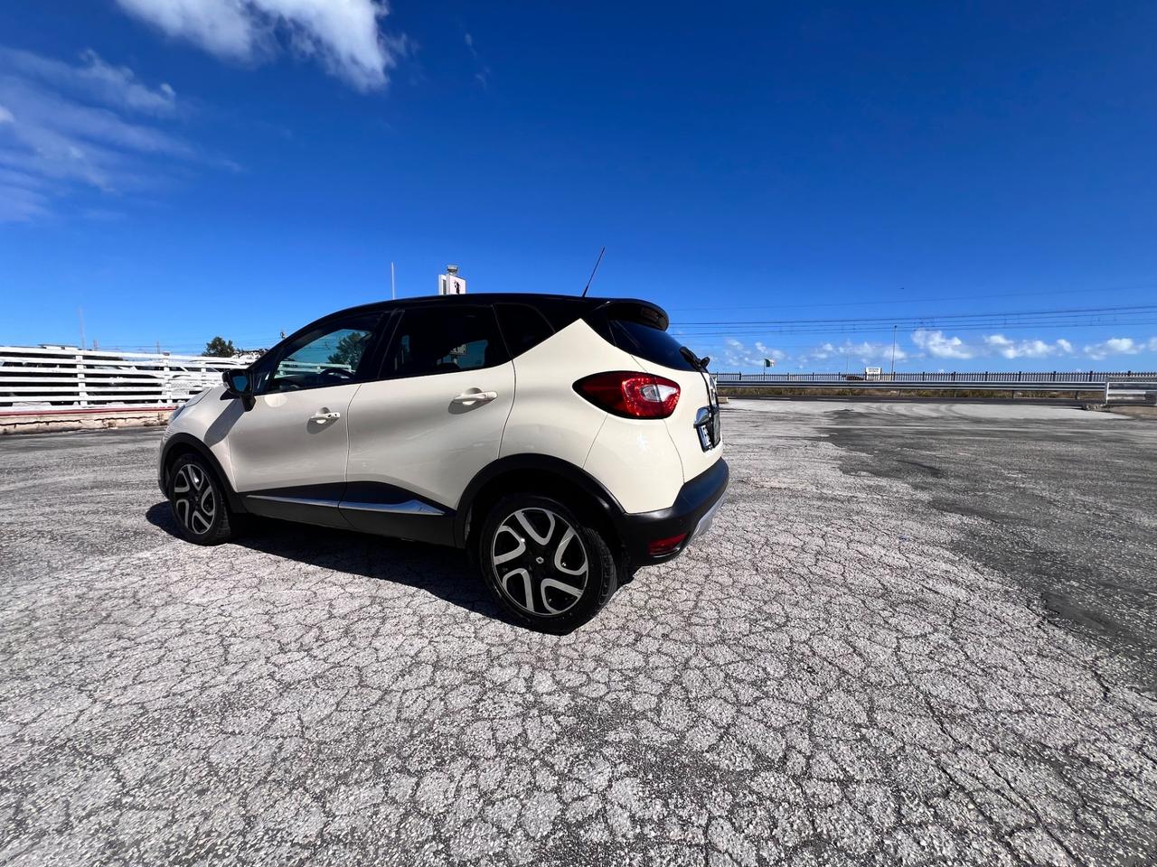 Renault Captur dCi 8V 90 CV EDC Start&Stop Energy Iconic