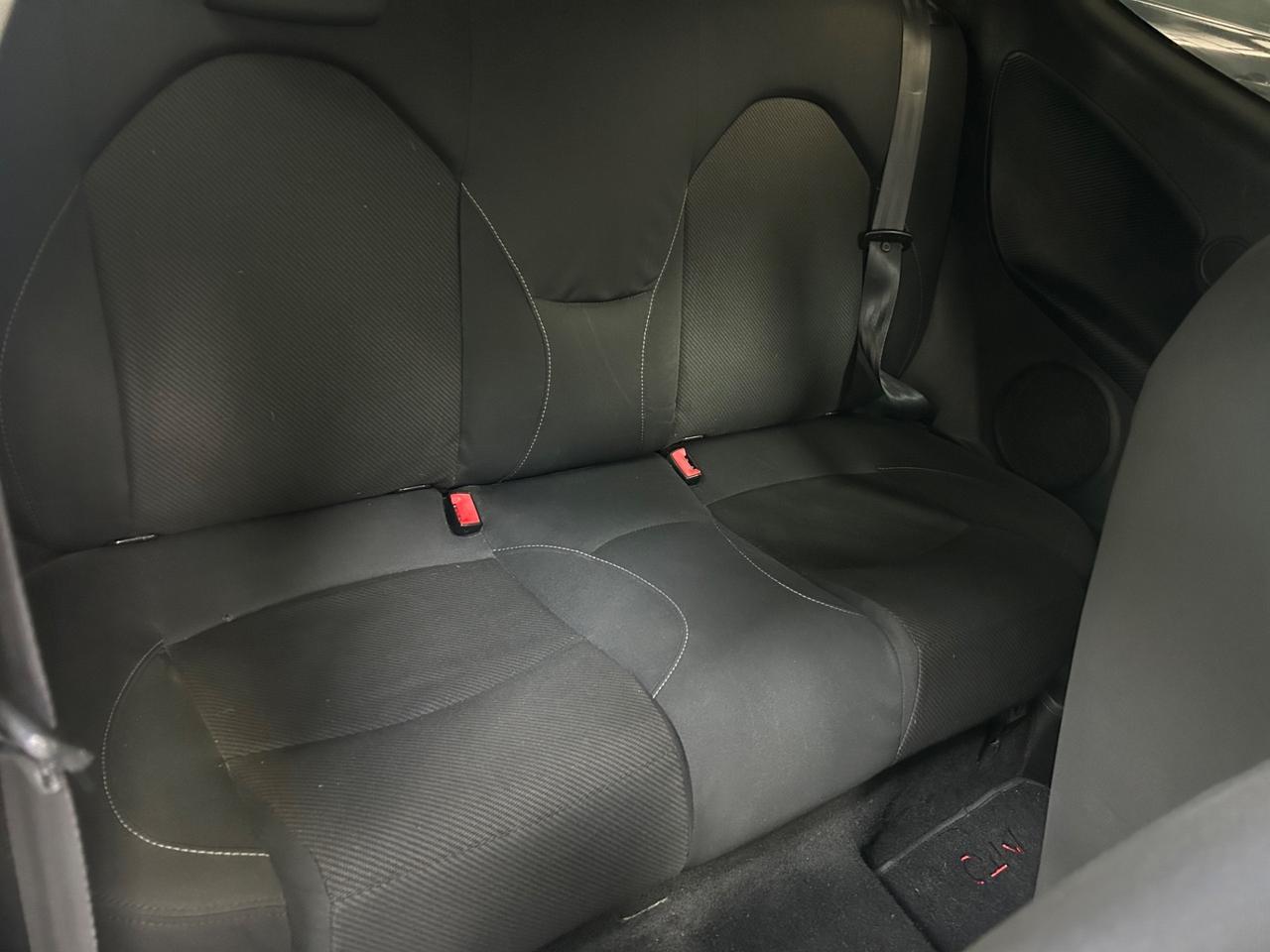 Alfa Romeo MiTo 1.3 JTDm-2 95 CV S&S Distinctive Sport Pack