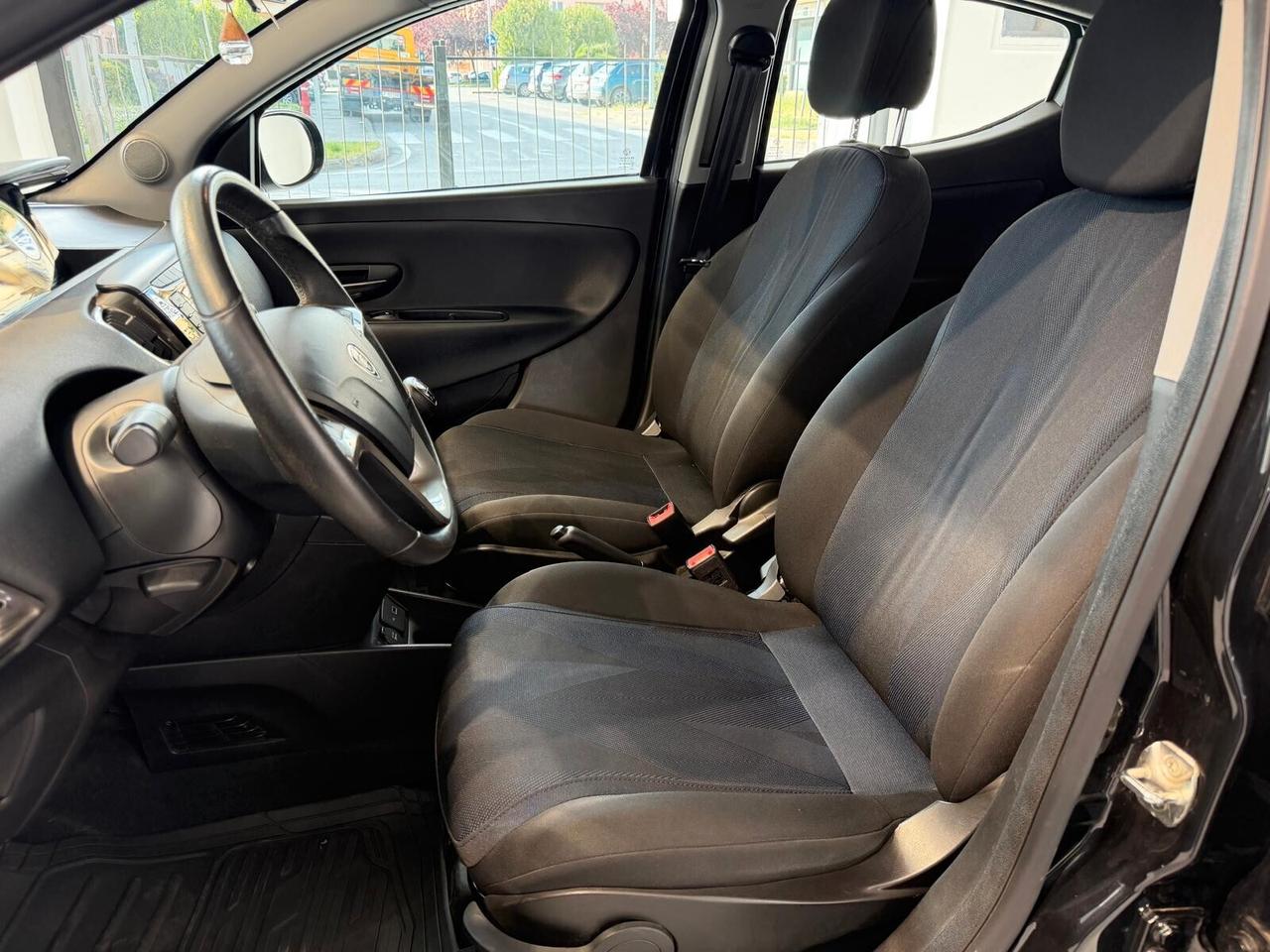 Lancia Ypsilon 1.2 Platinum " 40 MILA KM CERTIFICATI "