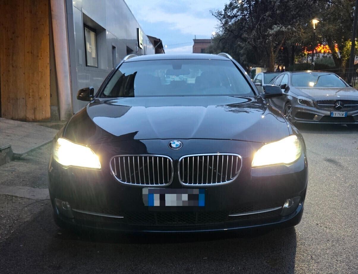 Bmw 530d X-Drive full-optional (Rara)