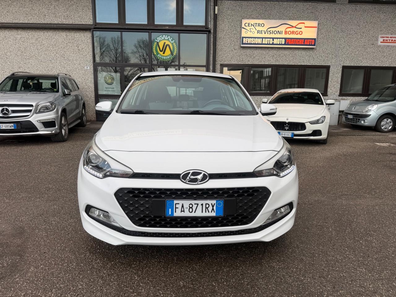 Hyundai i20 1.2 84 CV 5 porte Style Neopatentati ok