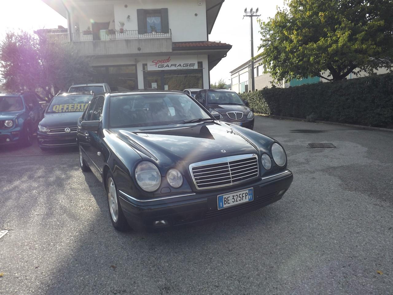 Mercedes-benz E 300 turbodiesel cat Avantgarde ASI