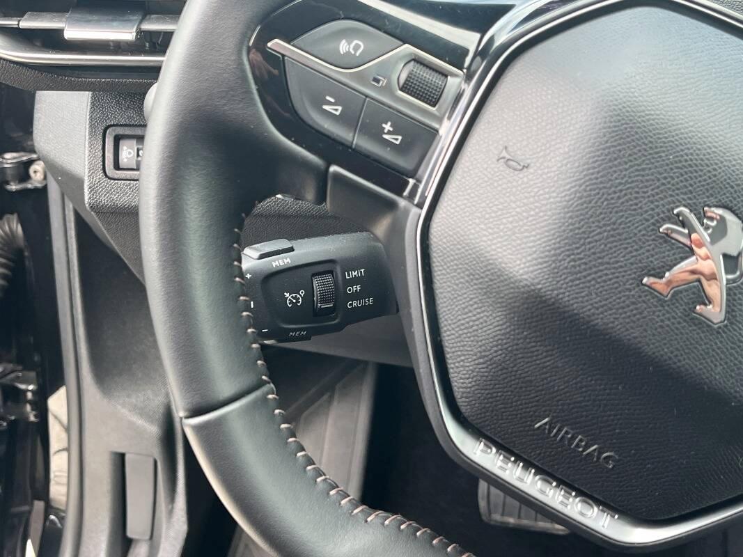 Peugeot 3008 II 1.5 bluehdi Allure s&s 130cv eat8