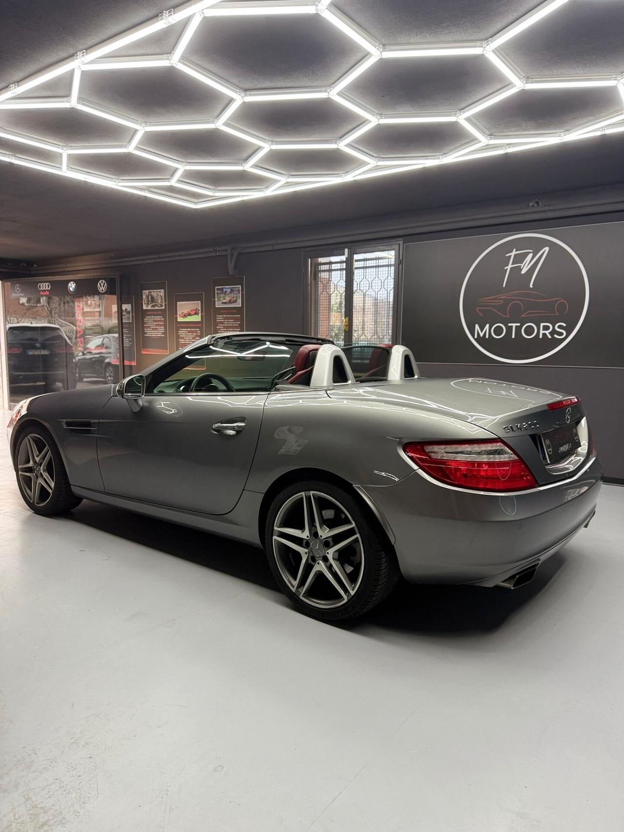 Mercedes-benz SLK 200 CGI Premium