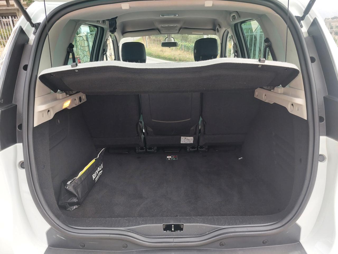 Renault Scenic XMod 1.5 dCi 110 CV Limited