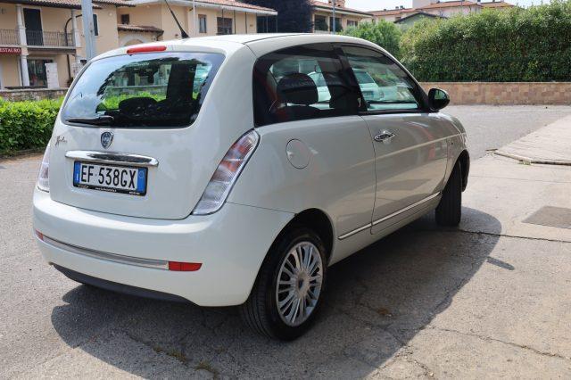 LANCIA Ypsilon 1.2i 69CV 5Porte UniProprietario per NEOPATENTATI