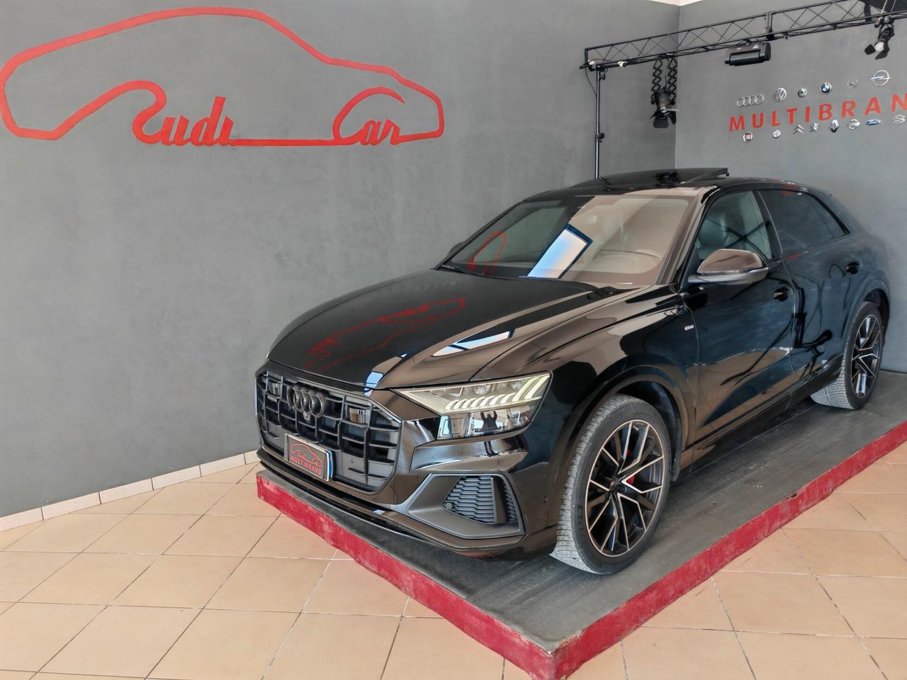 Audi Q8 50 TDI 286 CV quattro tiptronic Sport