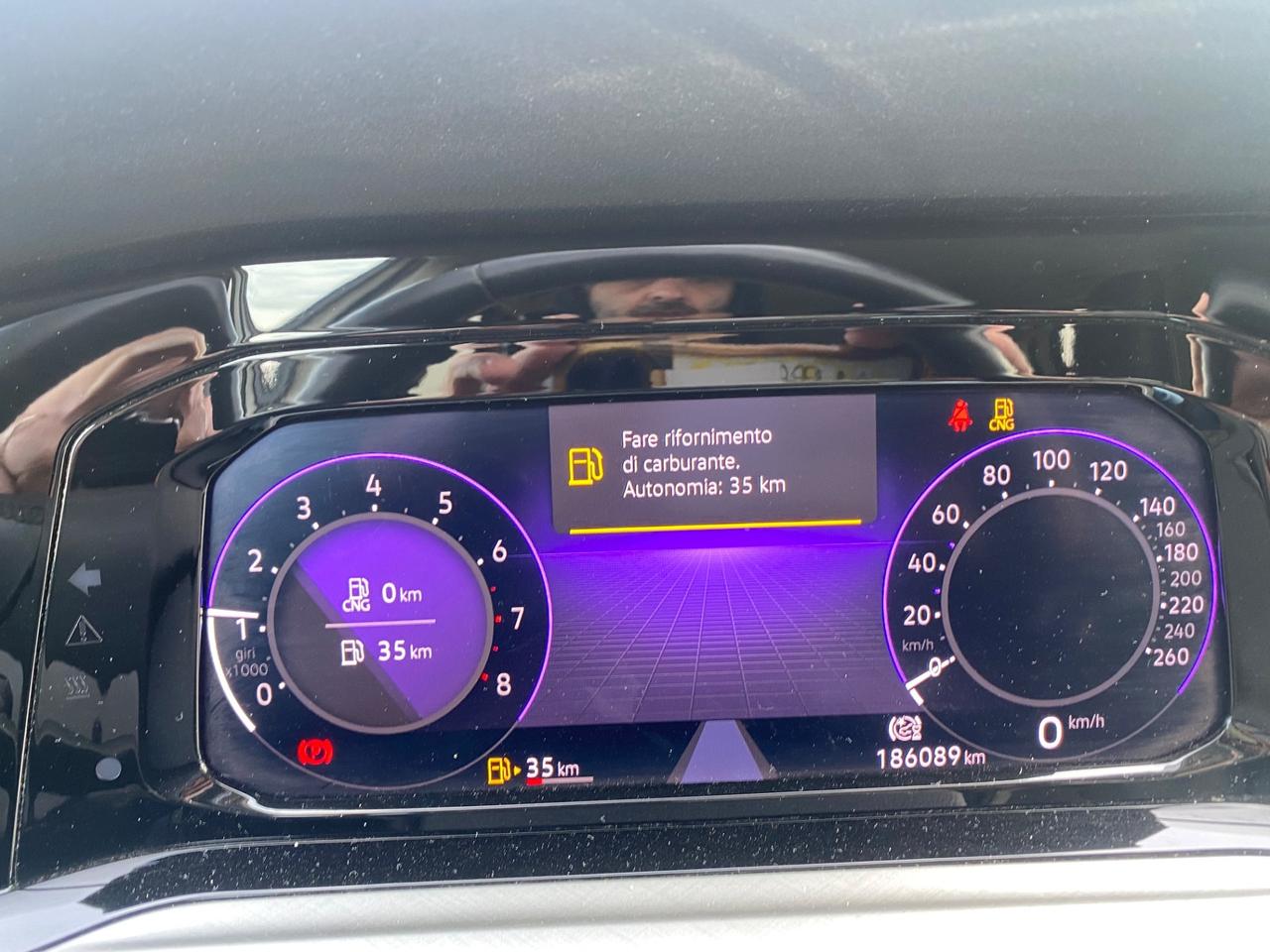 Volkswagen Golf 1.5 TGI Life