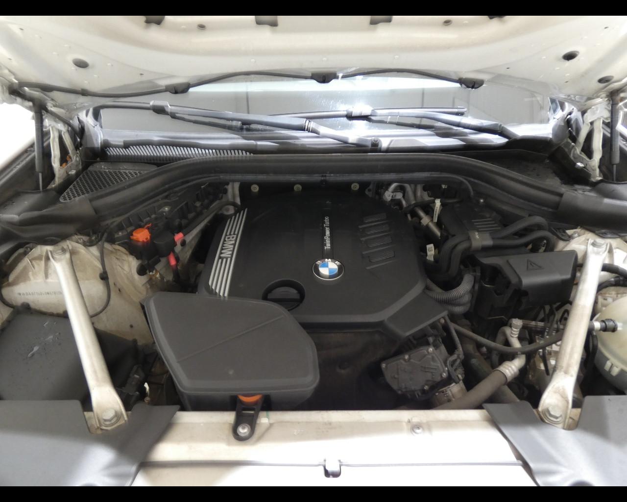 BMW X3 (G01/F97) - X3 sDrive18d Business Advantage