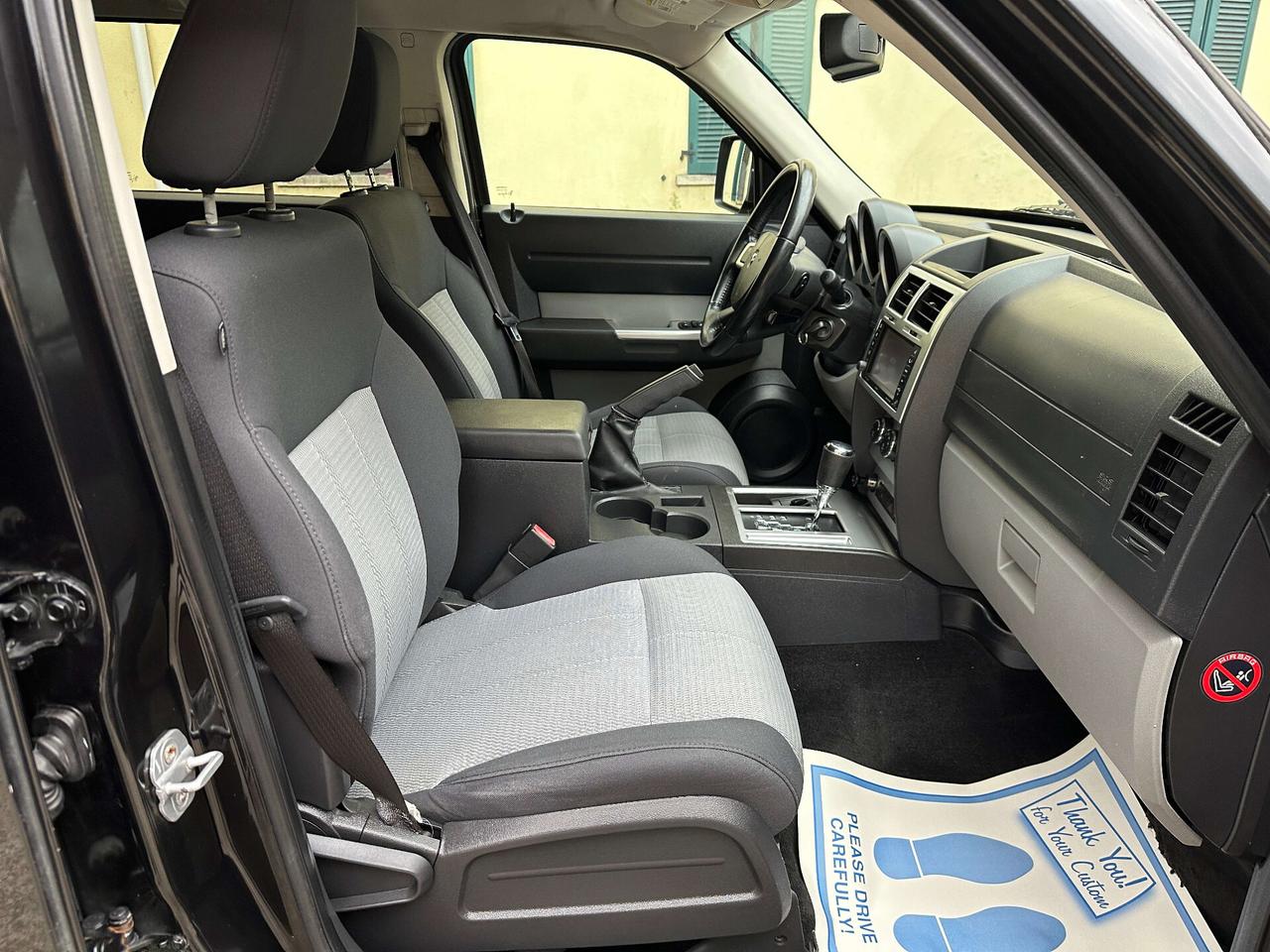 Dodge Nitro 2.8 CRD DPF SXT 4WD Auto