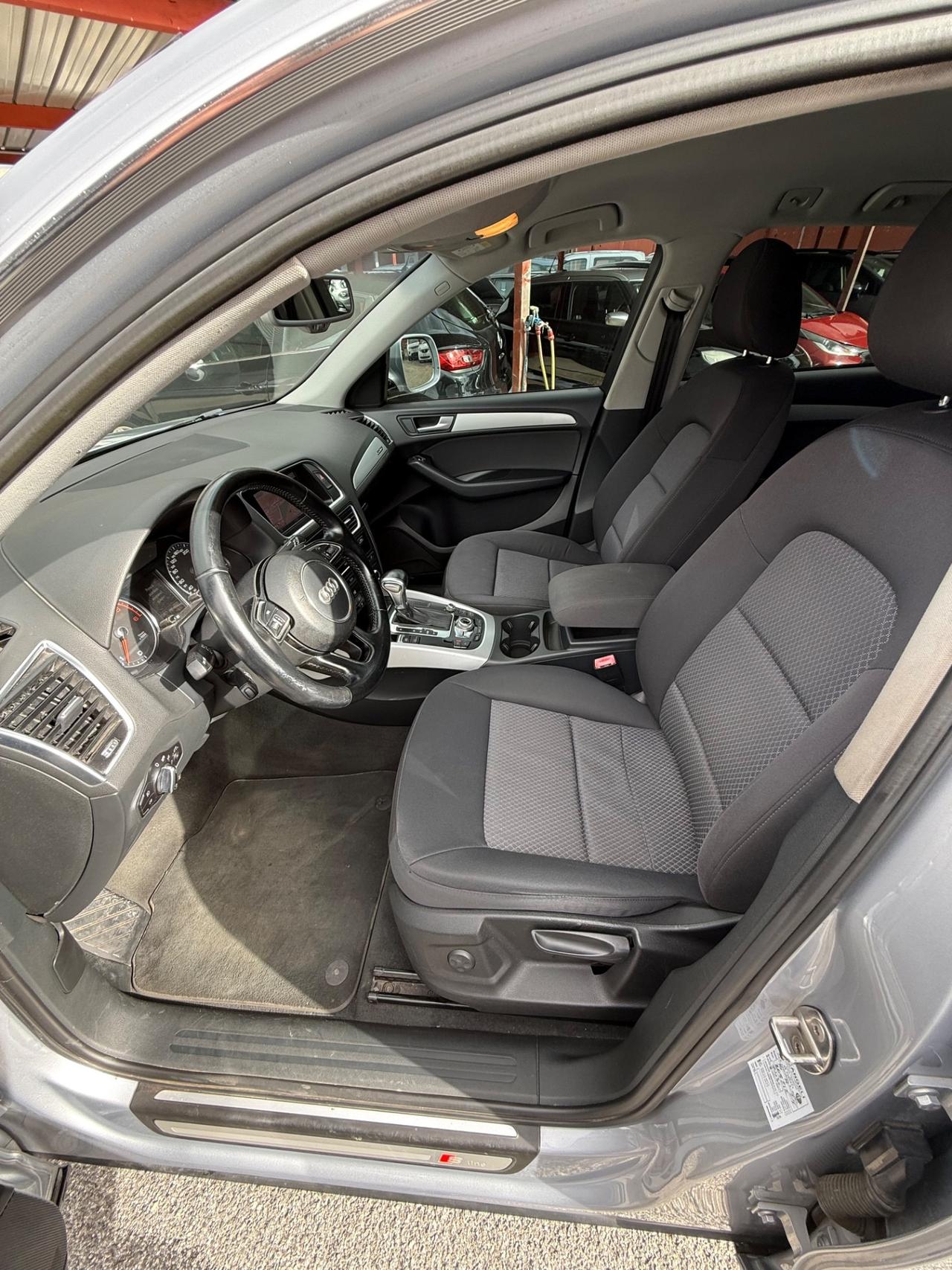 Q5 2.0 TDI 190 CV- quattro S tronic-s-Line-e6-