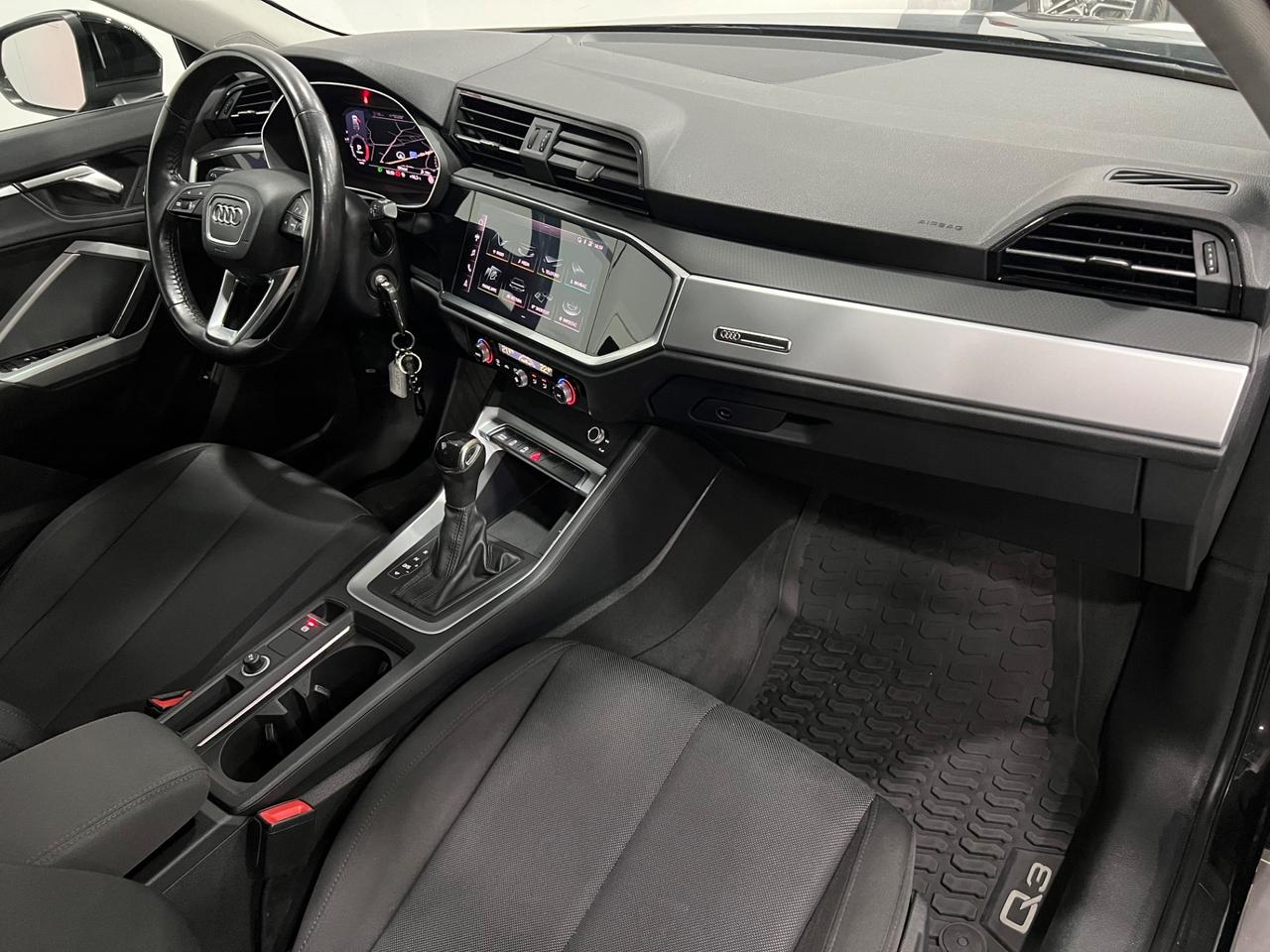 Audi Q3 SPB 35 2.0 TDI STronic Business Advanced