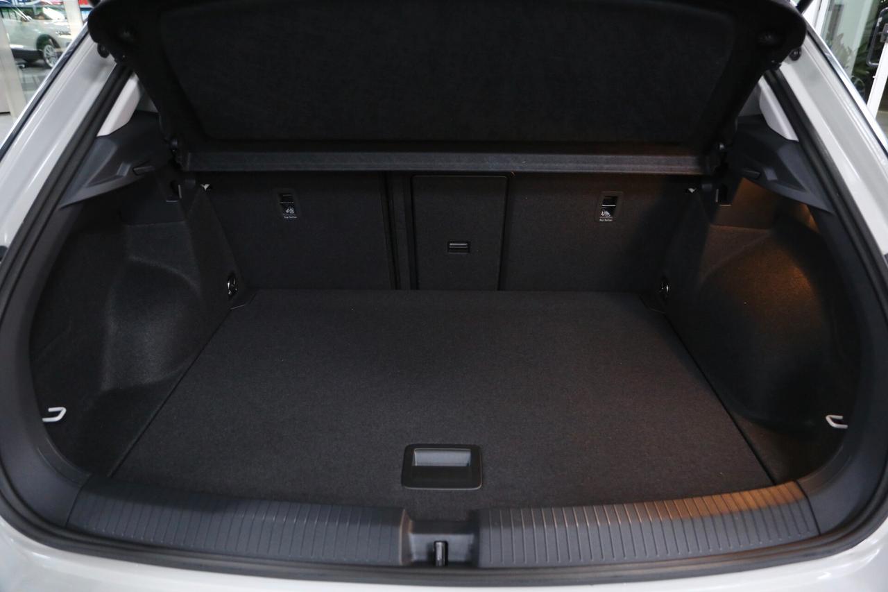 Volkswagen T-Roc Edition Plus 1.0 TSI 115 CV_KM0_2025