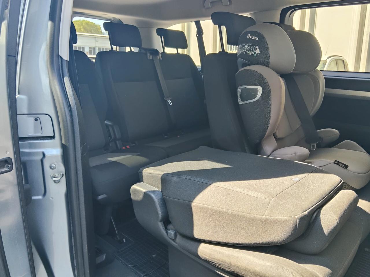 Peugeot Traveller Long Business 120 cv EAT8 9 Posti