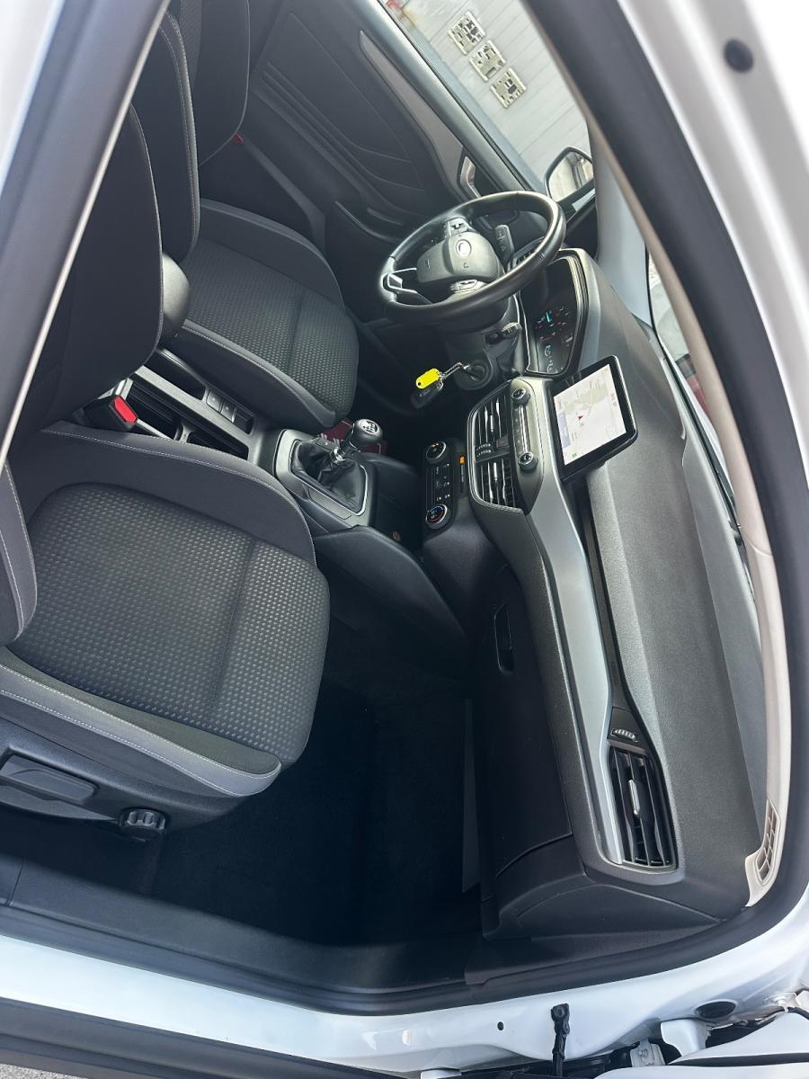 FORD - Focus Station Wagon - Focus 1.5 TDCi 120 CV S&S SW Business AUTOCARRO