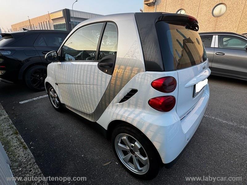 SMART fortwo 1000 52 kW MHD coupé passion