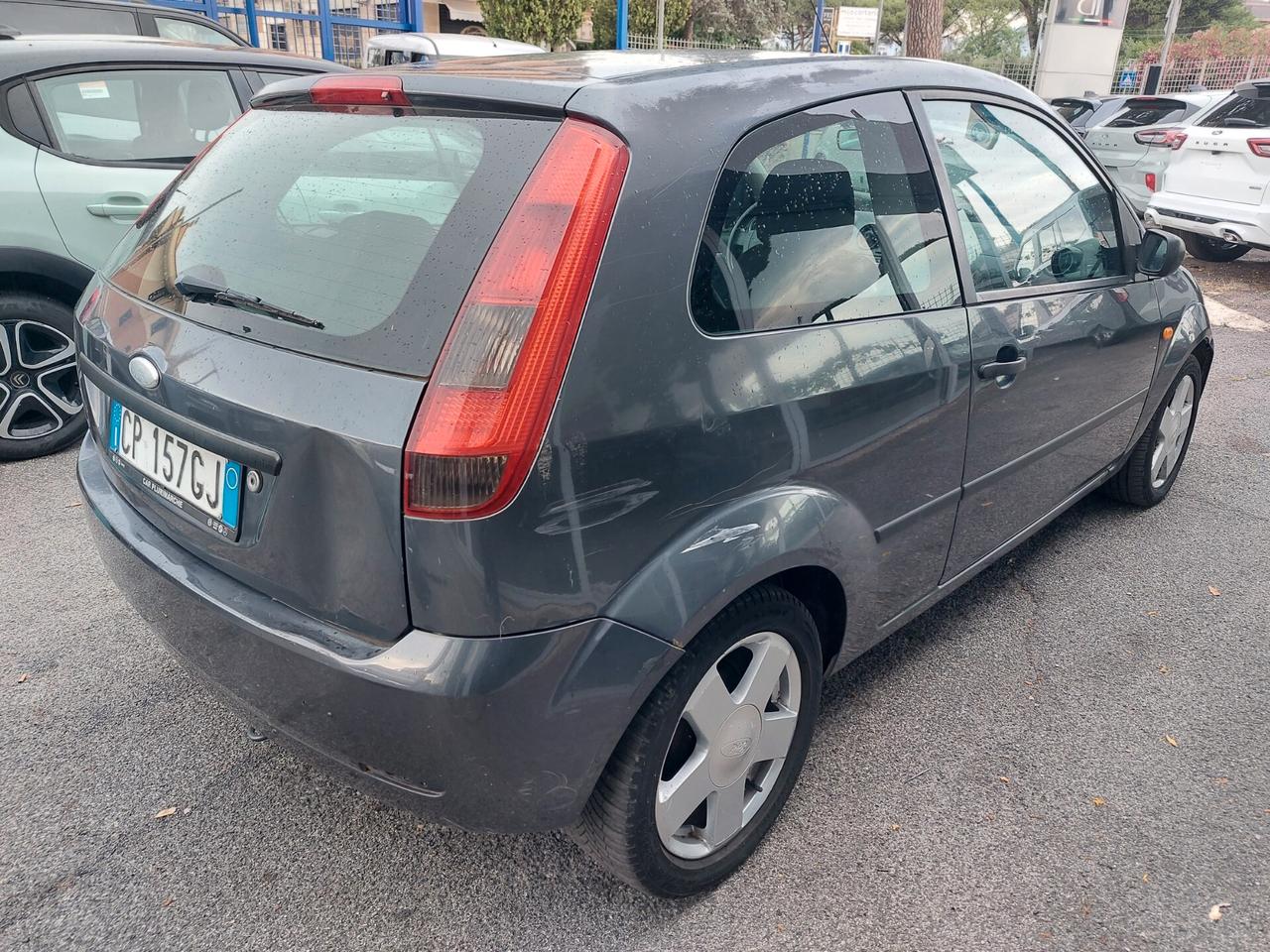Ford Fiesta 1.2 16V 3p. Ghia GPL
