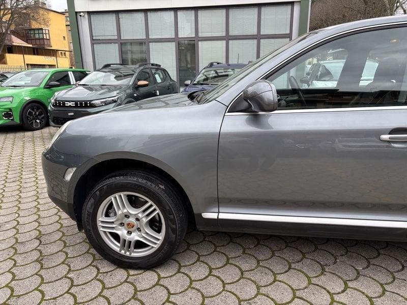Porsche Cayenne mod S 250 kw