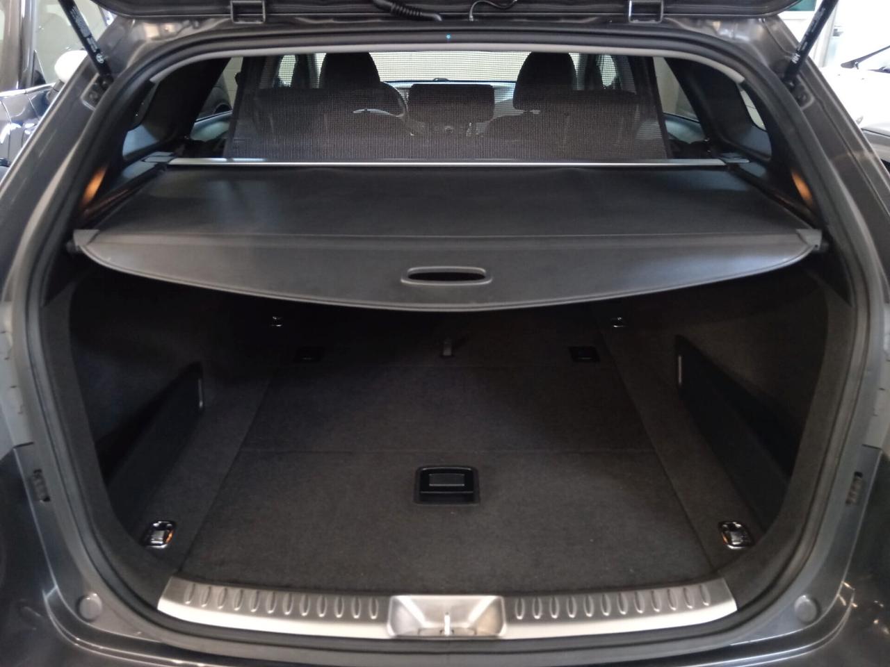 Hyundai i40 Wagon 1.6 CRDi DCT Business