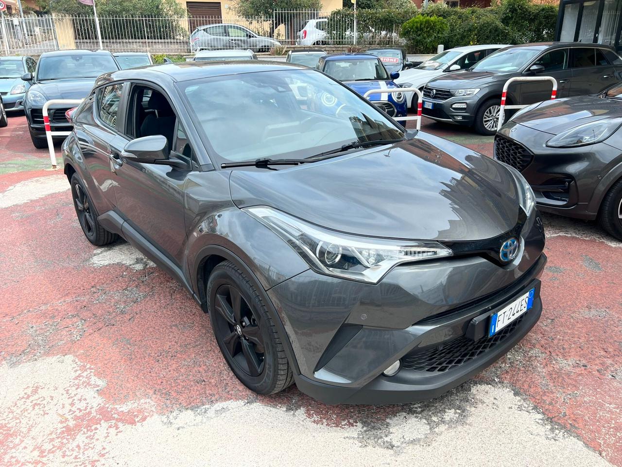 Toyota C-HR Hybrid *PRONTA CONSEGNA!