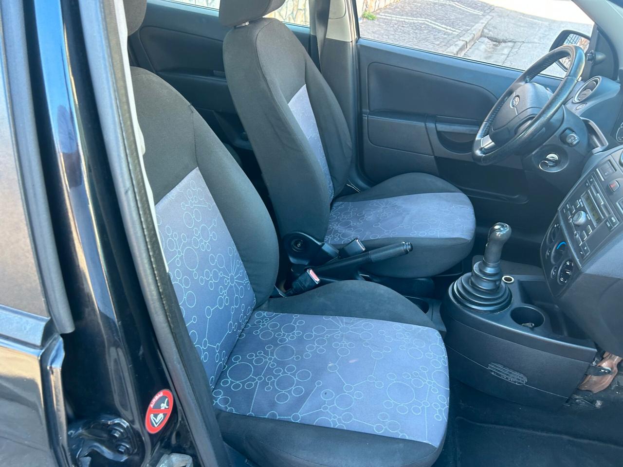 Ford Fiesta 1.4 TDCi 5p. Ghia