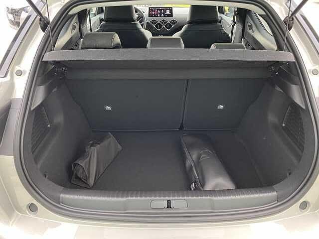 DS DS 3 3 BlueHDi 130 aut. Performance Line