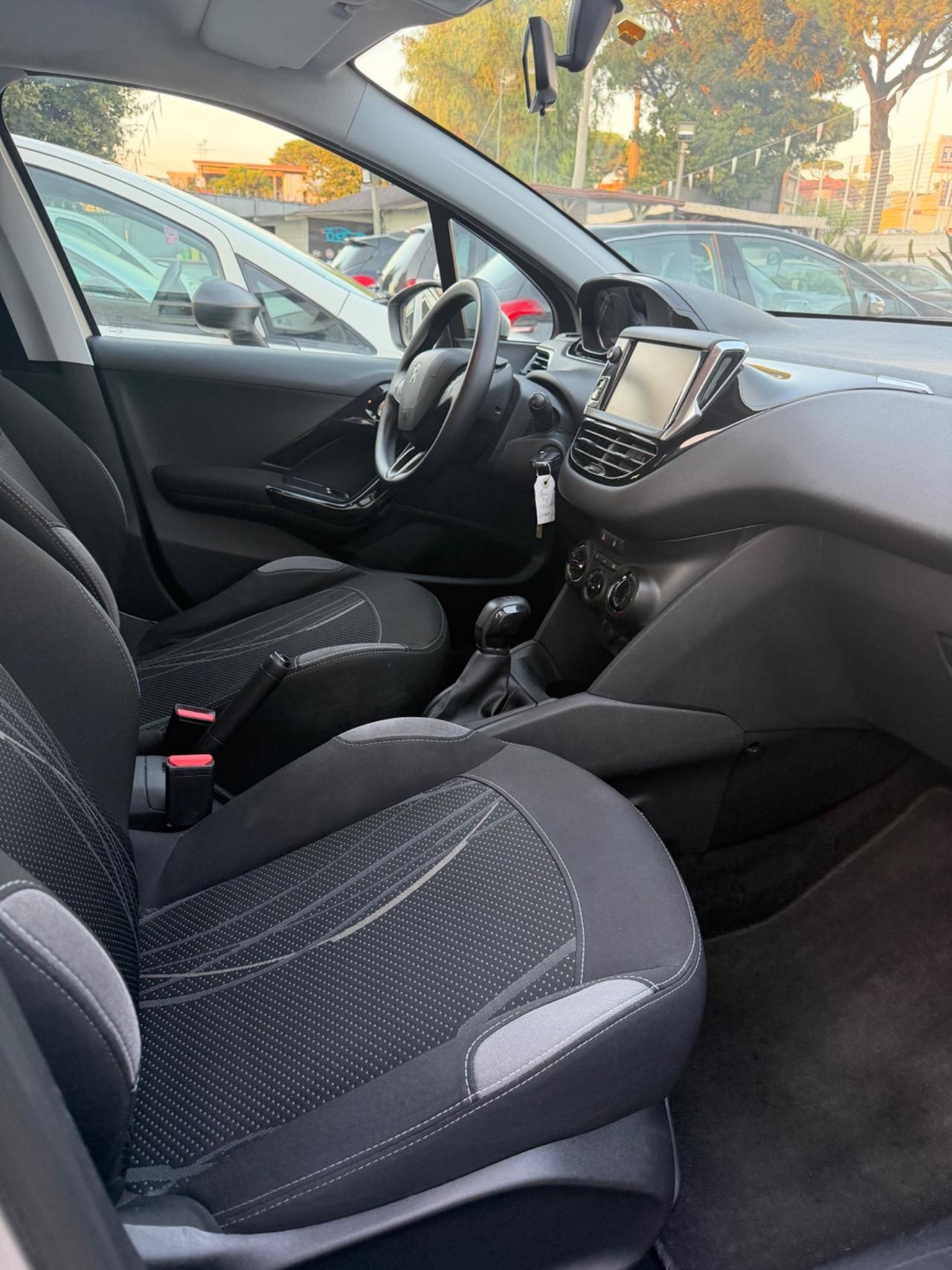 Peugeot 208 1.4 HDi 68 CV 5 porte Active