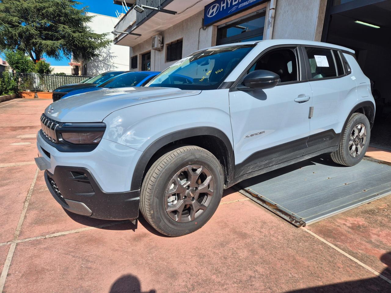 Jeep Avenger 1.2 Turbo 110 CV MHEV Longitude