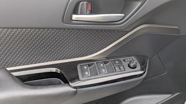 TOYOTA C-HR Hybrid E-CVT Active 1.8cc 98cv CAMERA POST. NAVIG.