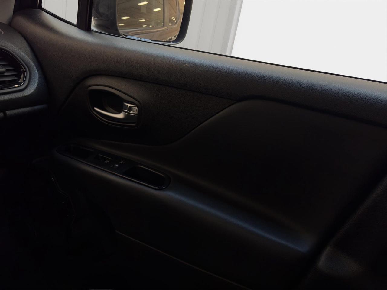 Jeep Renegade 1.6 mjt Night Eagle 2wd 120cv ddct