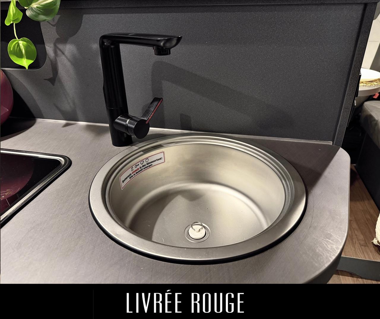 Knaus Live Wave 650 MF Platinum Selection