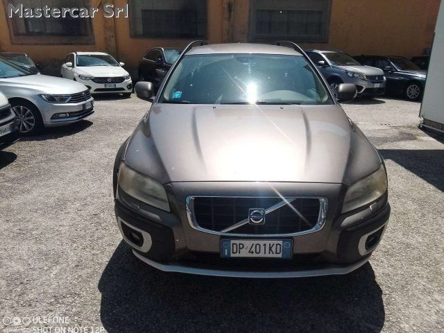 VOLVO XC70 XC70 2.4 d5 Volvo awd 185cv CON GANCIO TRAINO