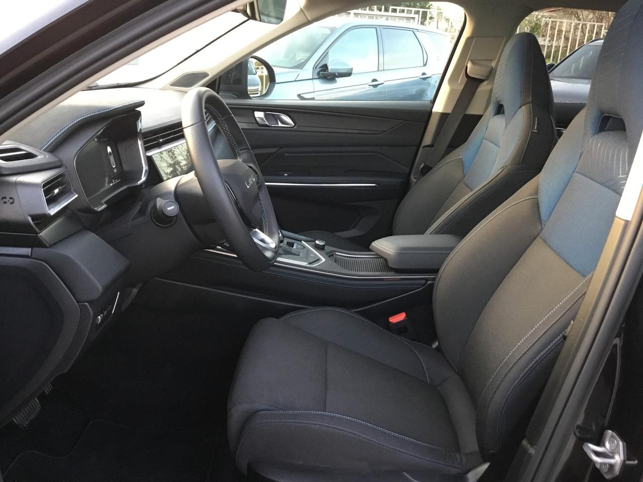 Lynk & Co 01 PHEV 1.5 Plug-In Hybrid