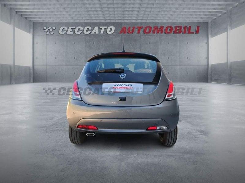 Lancia Ypsilon Ypsilon 1.0 firefly hybrid Platino s&s 70cv